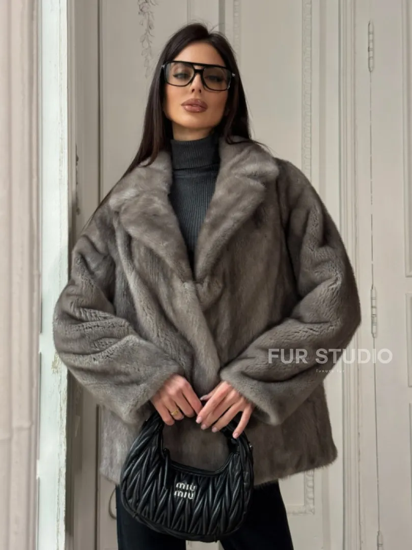 Норковый жакет классического кроя с прорезными карманами клапанами - фото 7