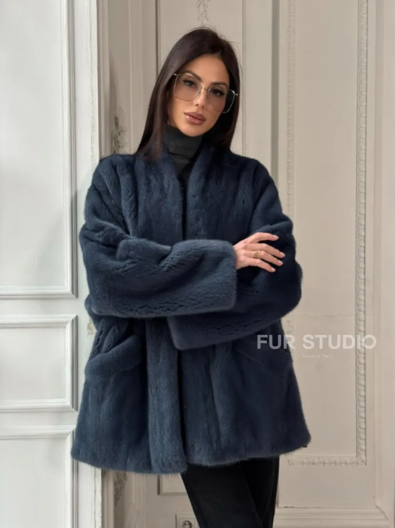 Женский меховой жакет из скандинавской норки с V-образным воротником - фото 6