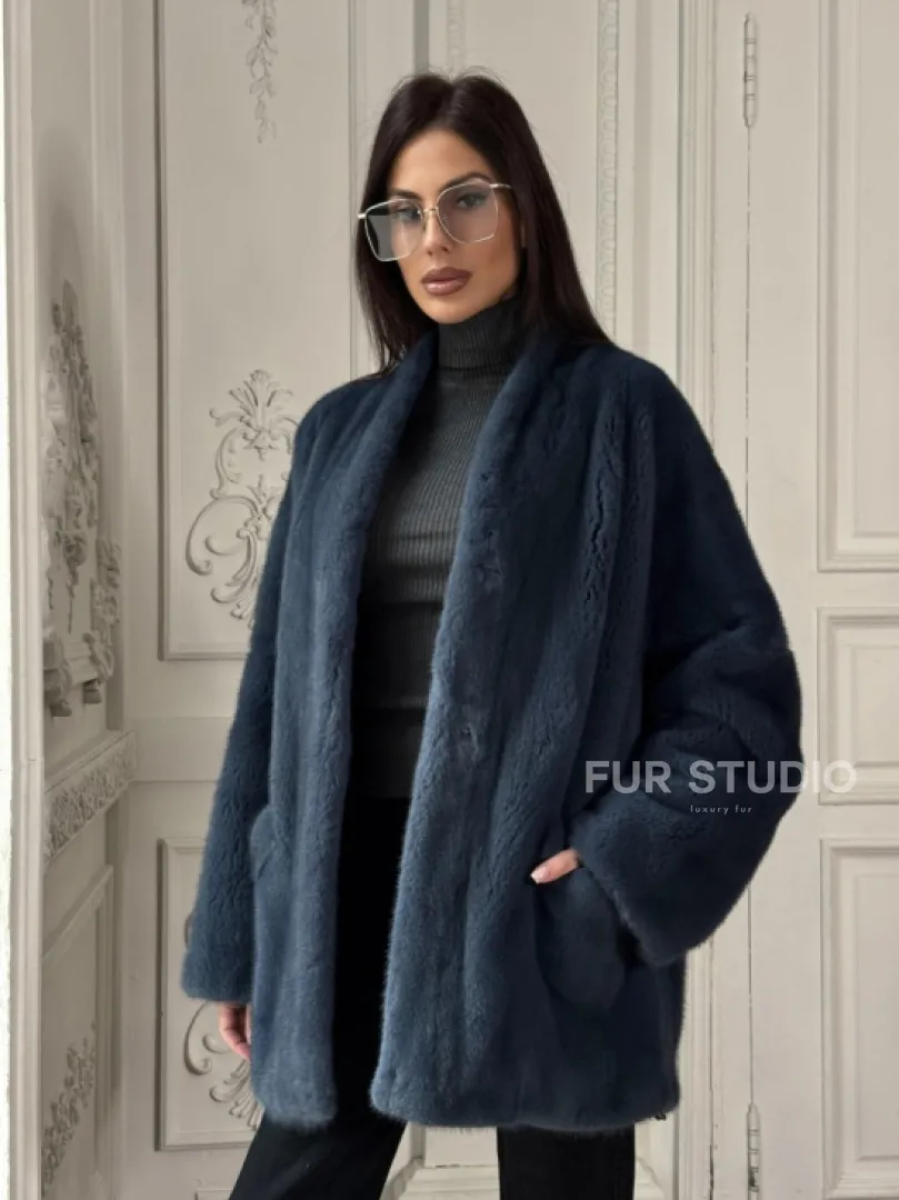 Женский меховой жакет из скандинавской норки с V-образным воротником - фото 9