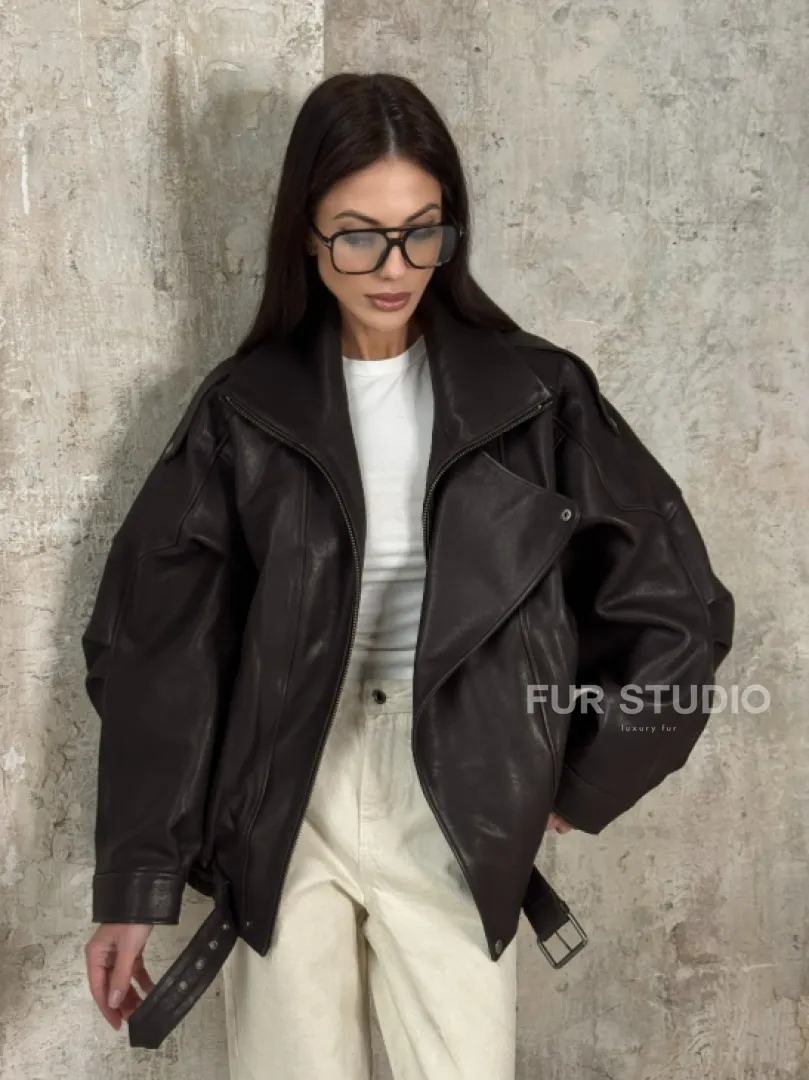 Модная кожаная куртка - бомбер на резинке из натуральной гладкой кожи - фото 9