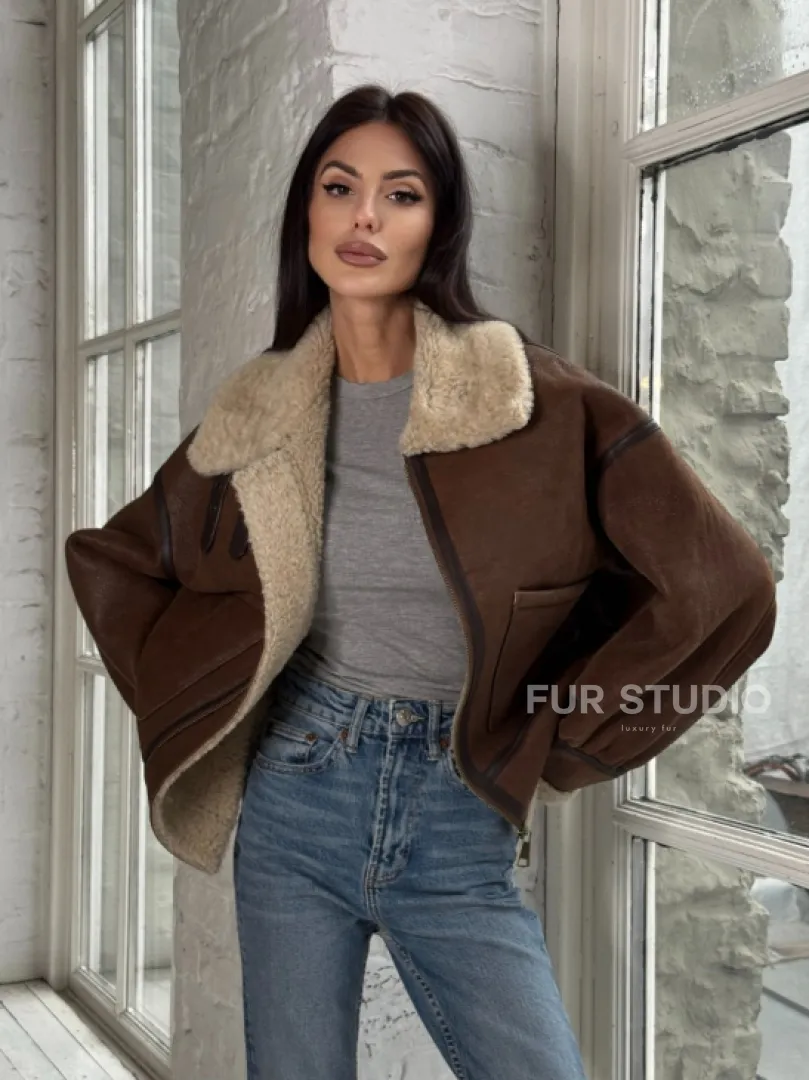 Женская короткая дубленка Brown vintage из натуральной овчины кёрли