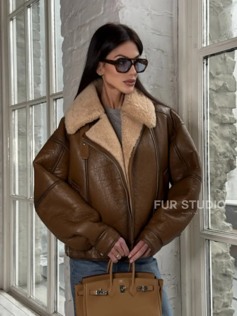 Дубленка женская «Oversize style» со спущенным плечом - цвет виски