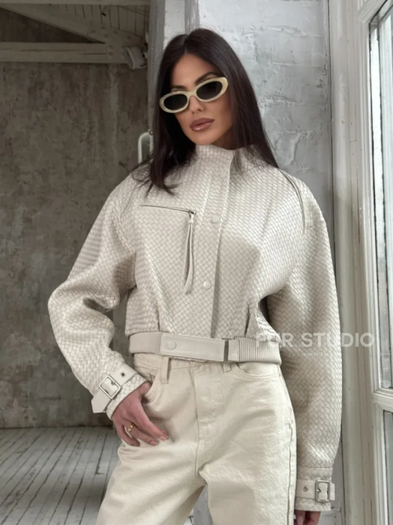 Женская курточка - бомбер из плетеной кожи Ivory - фото 0