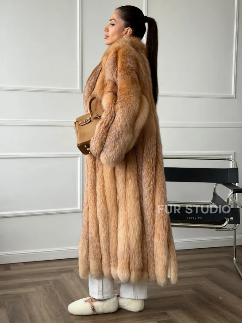 Длинная шуба из меха лисы Vintage gold с шалевым воротником - фото 5