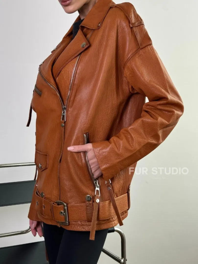 Удлиненная косуха «Прямой Оверсайз» из натуральной кожи whiskey - фото 1