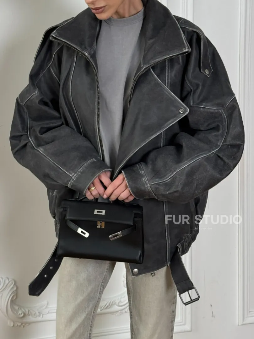 Кожаный женский бомбер Vintage grey с двойным воротником и затертыми швами - фото 2