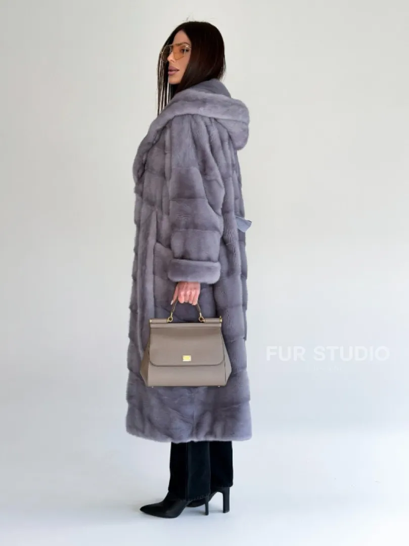 Удлиненная норковая шуба - кимоно с капюшоном