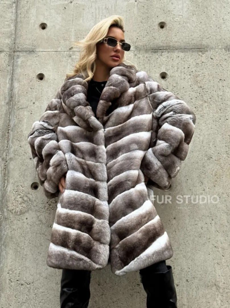 Женская серая шуба из элитного шиншиллового кролика (рекса) с английским воротником - фото 10