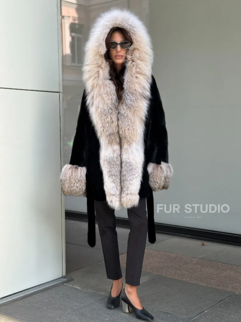 Черная норковая шуба PREMIUM COLLECTION с отделкой из меха канадской рыси