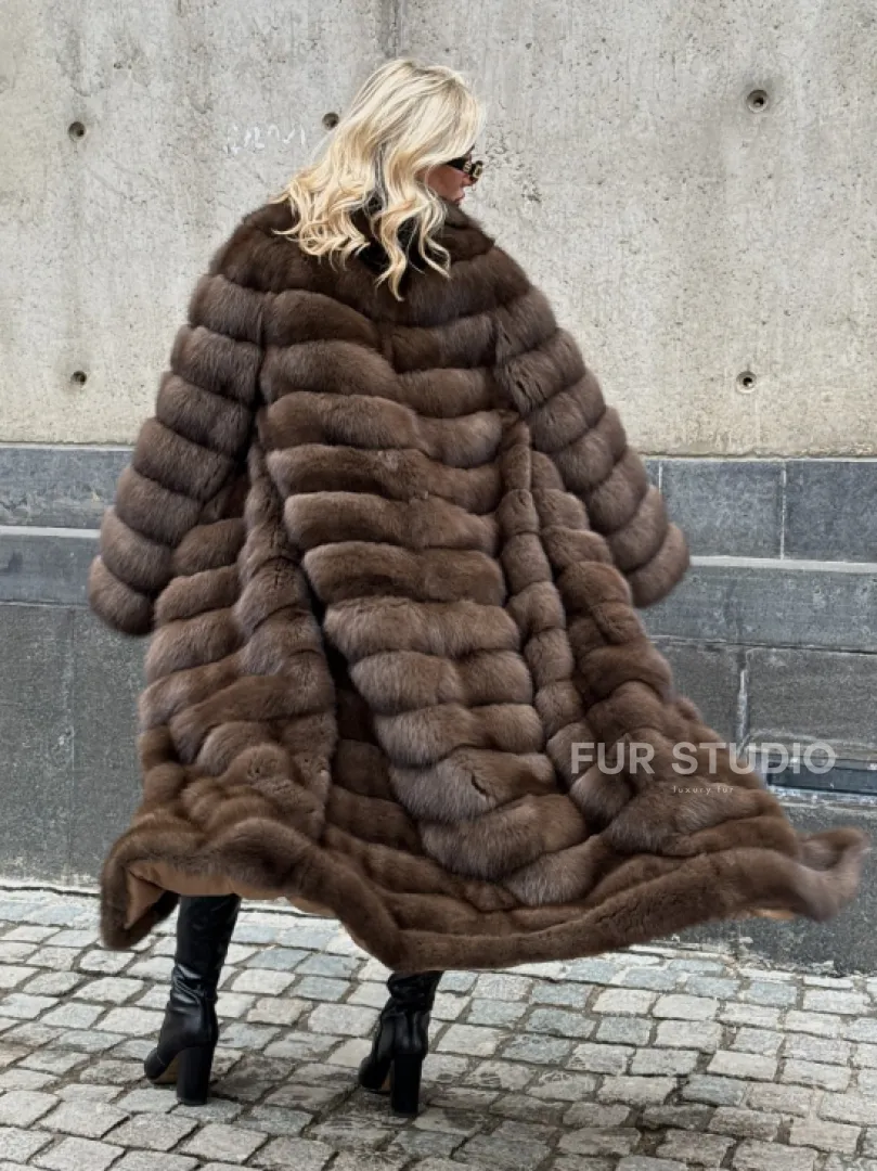 Длинная шуба из меха куницы Exclusive fur