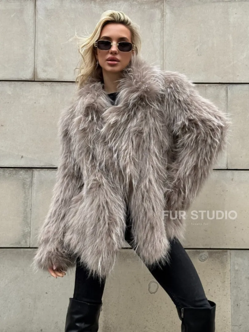 Полушубок из енота с английским воротником - фото 2