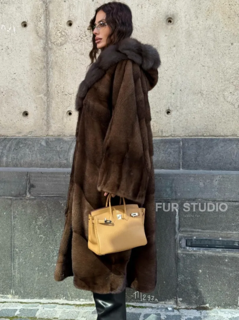 Норковое пальто в стиле 