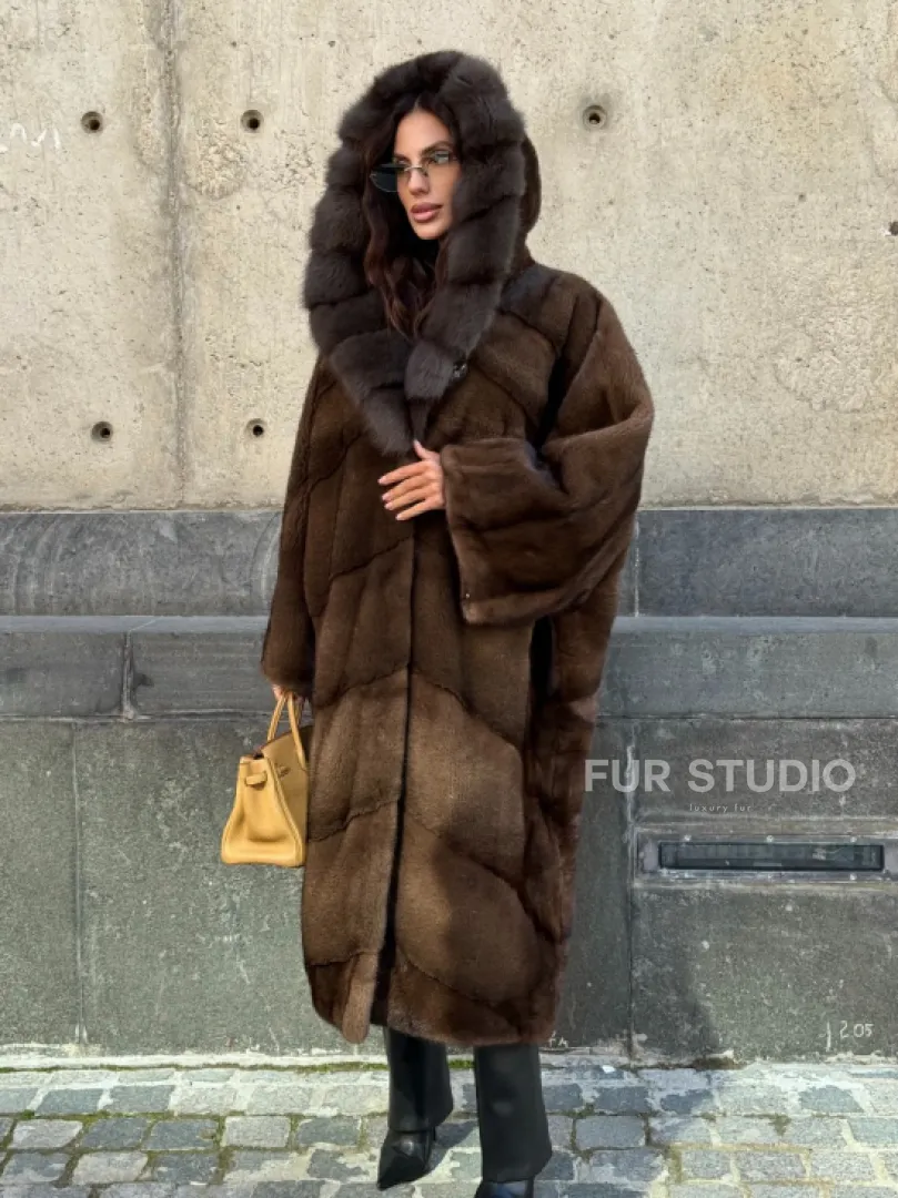 Норковое пальто в стиле 