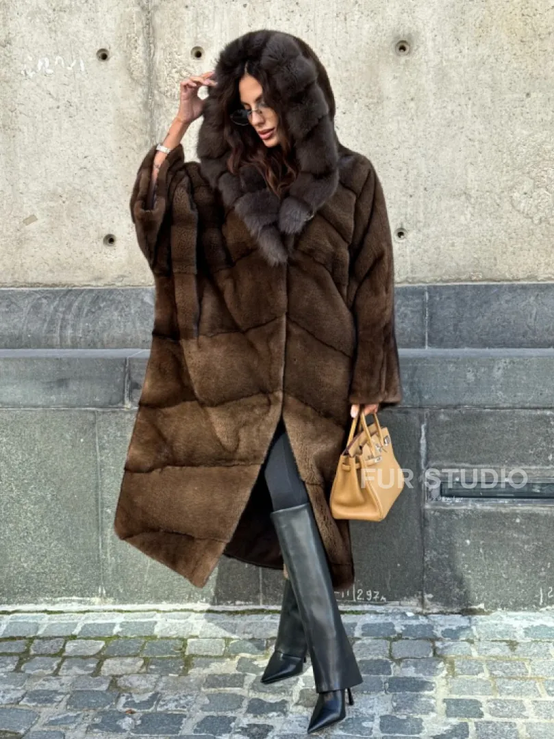 Норковое пальто в стиле 