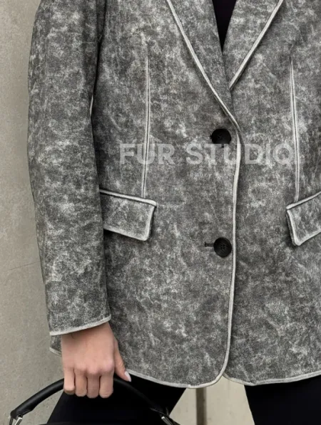 Женский кожаный пиджак Retro style весна 2026 - Vintage Marble - фото 2