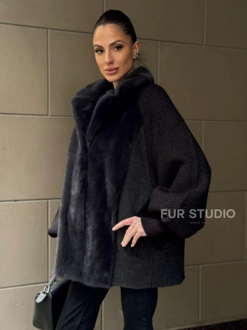 Шерстяная женская куртка с отделкой из меха норки - фото 0