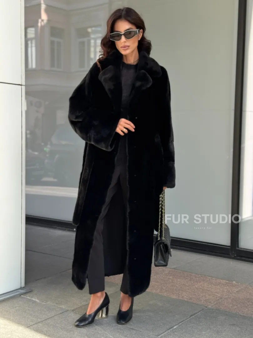 Удлиненная черная шуба с поясом из скандинавской норки - фото 0