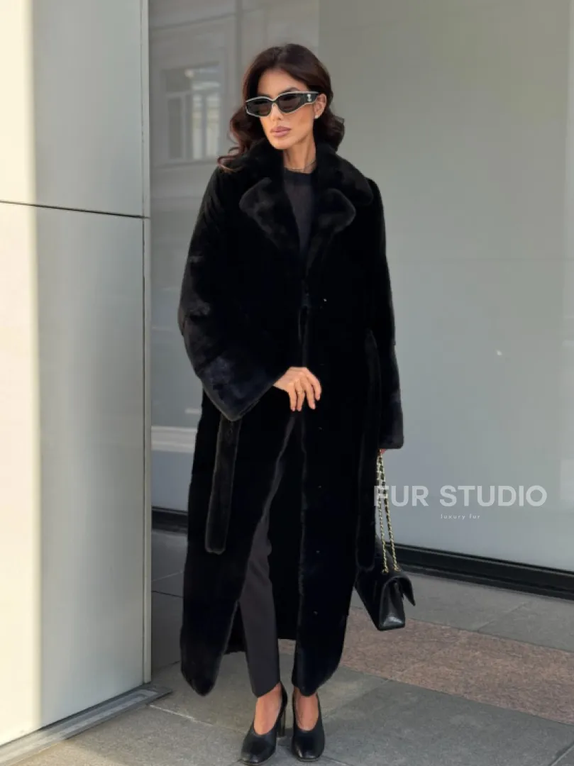 Удлиненная черная шуба с поясом из скандинавской норки - фото 10