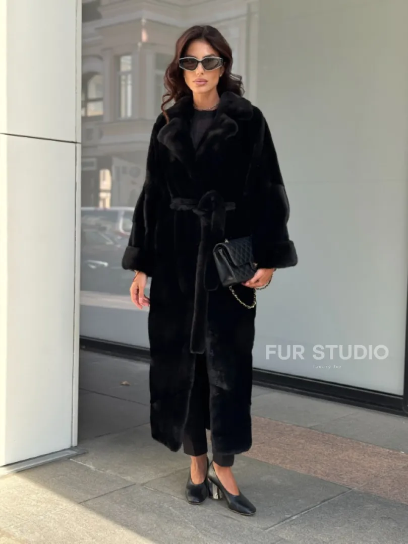 Удлиненная черная шуба с поясом из скандинавской норки - фото 7