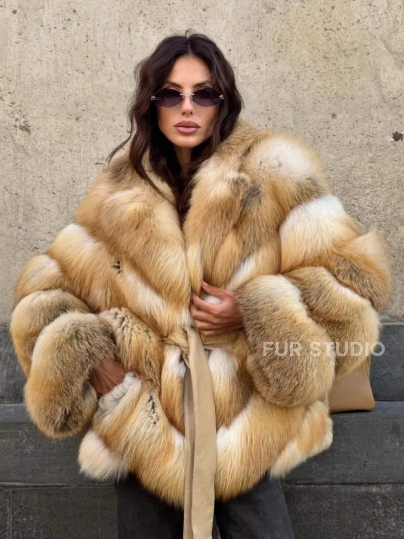 Шуба из меха лисы Golden Sunrise Premium с английским воротником - фото 12