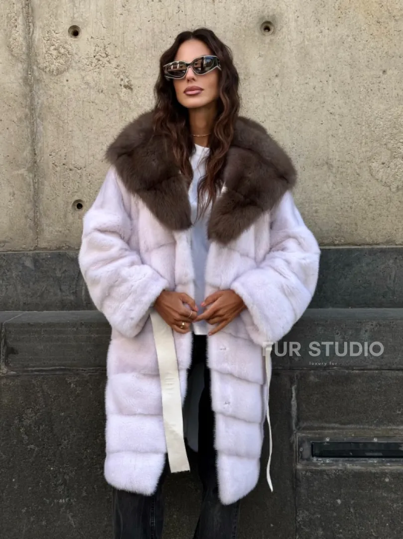 Шуба норковая  - капюшон куница