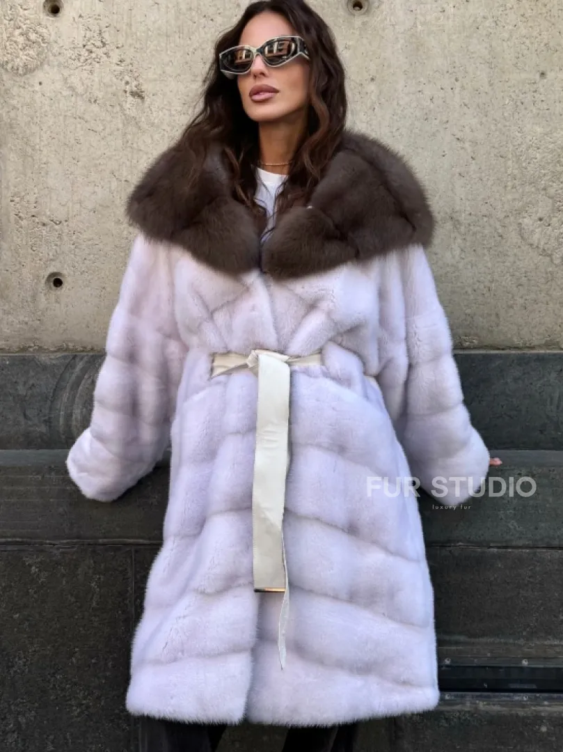 Шуба норковая  - капюшон куница