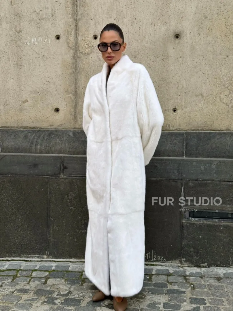 Классический стиль, белая норковая шуба - мех SAGA - фото 16