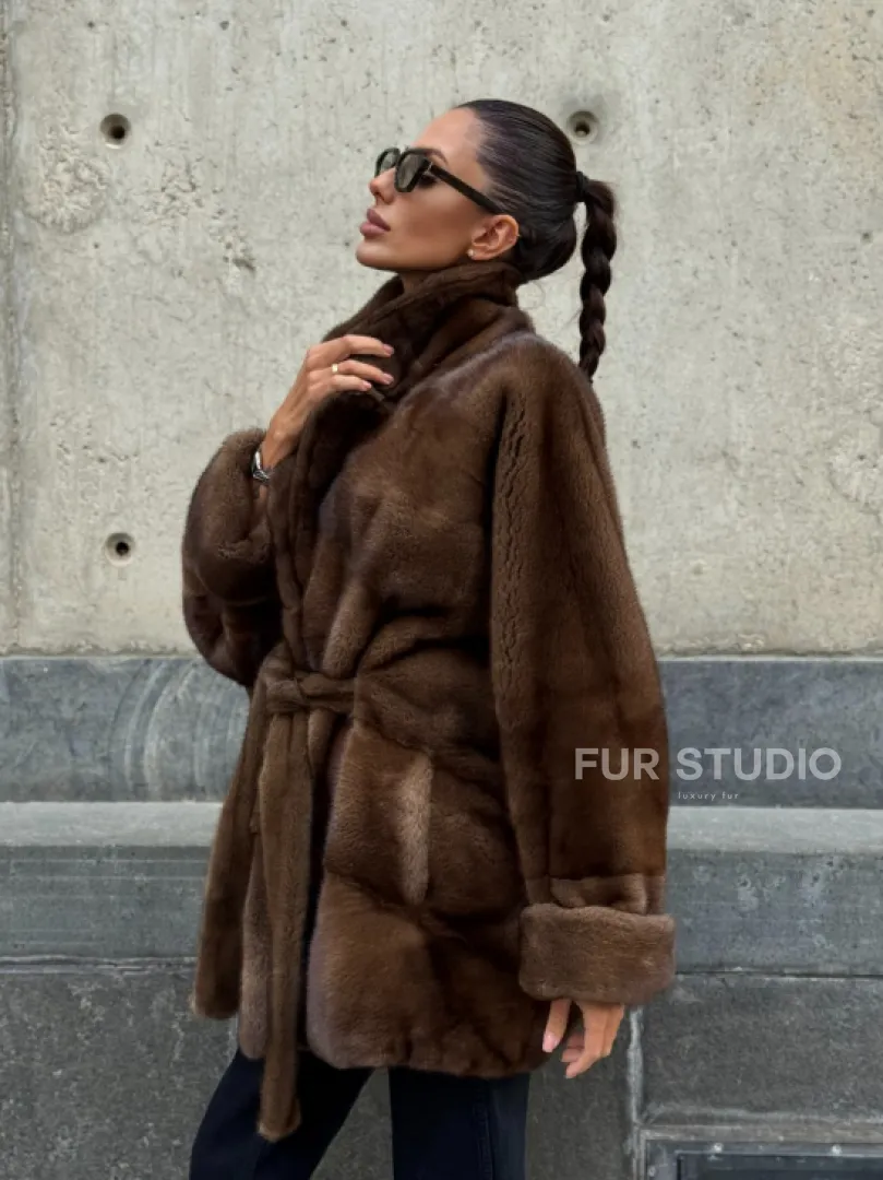 Шуба летучка из премиум меха норки - цвет соболь - фото 10