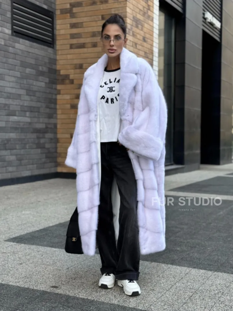 Светлая норковая шуба 