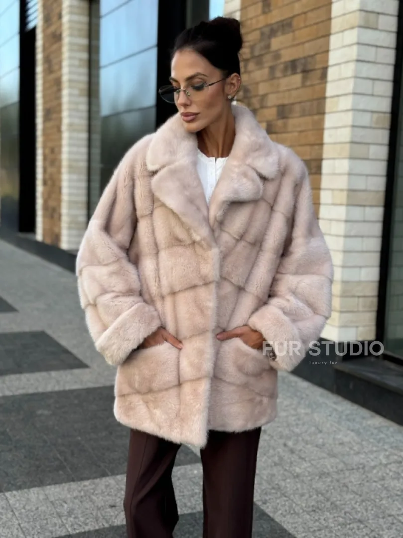 Шуба норковая пудрового цвета с английским воротником - фото 5