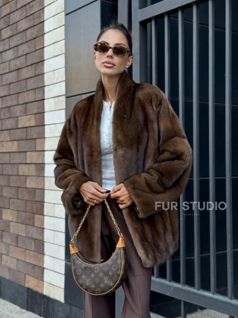 Модная шуба из норки 2025