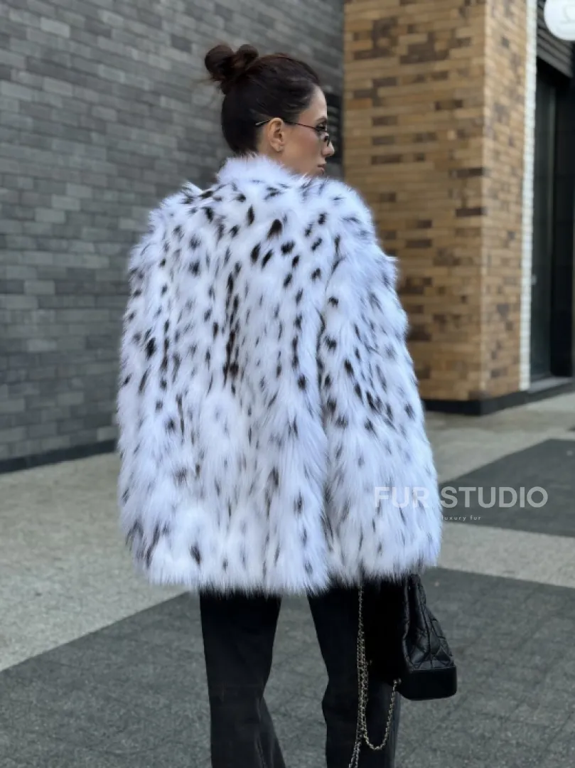 Шуба из меха белой аукционной лисы под рысь, ручная работа - фото 9