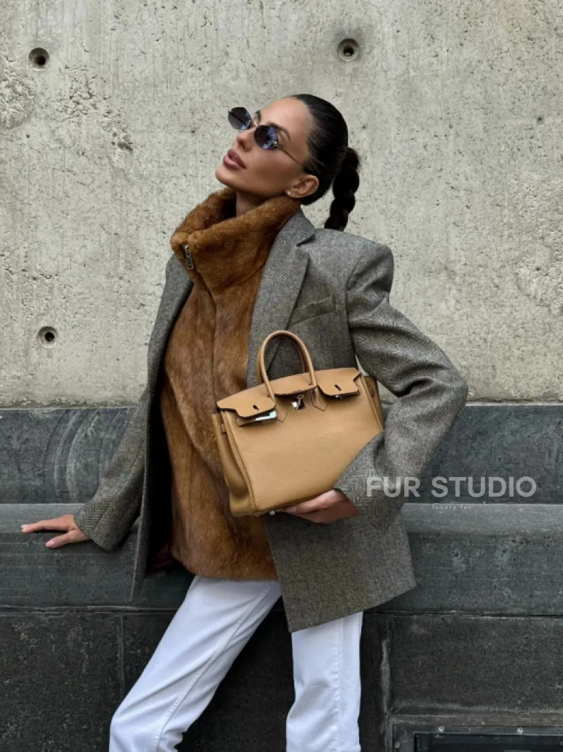 Меховая манишка из норки