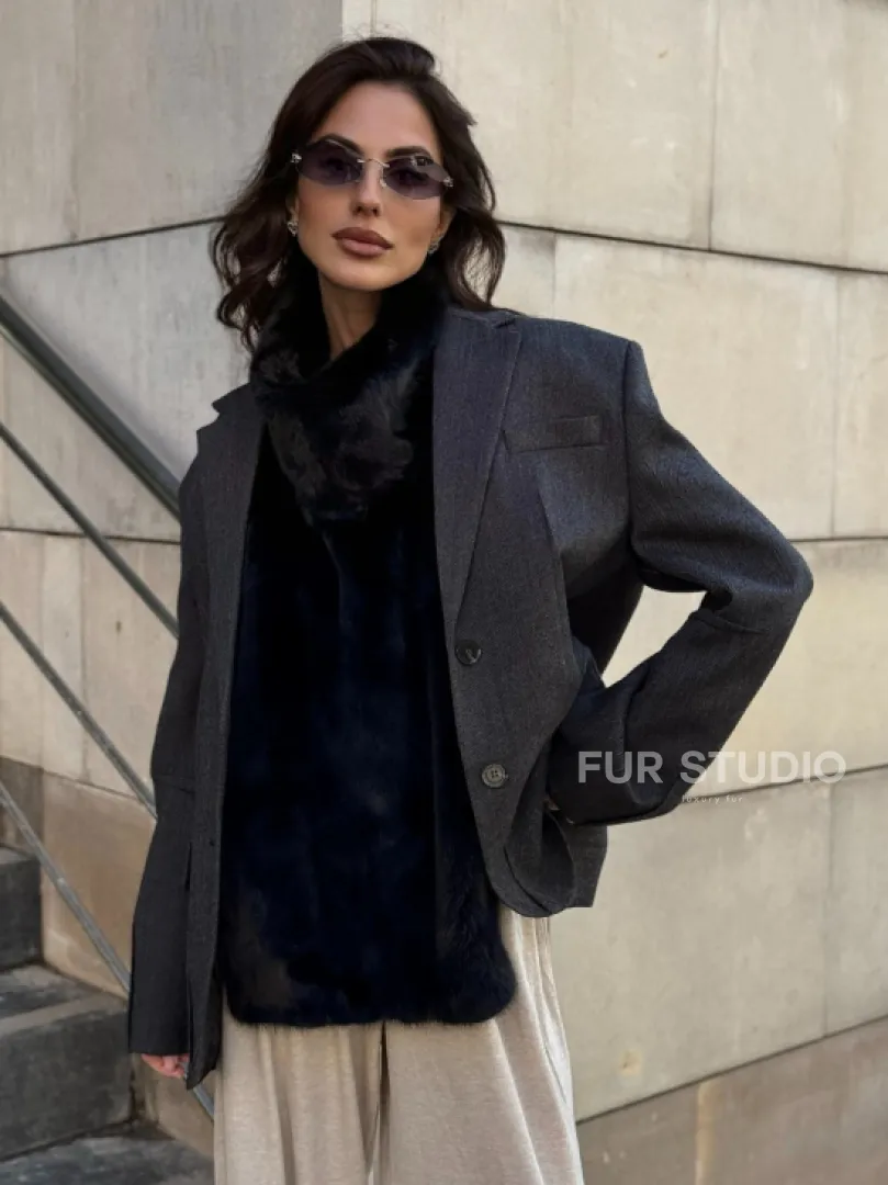 Черная норковая манишка