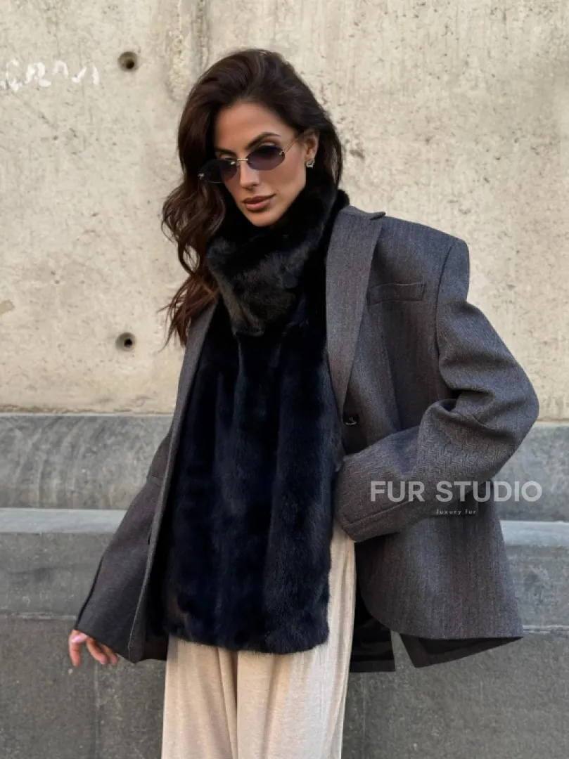 Черная норковая манишка