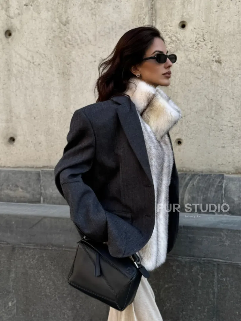 Женская манишка из норки крестовки