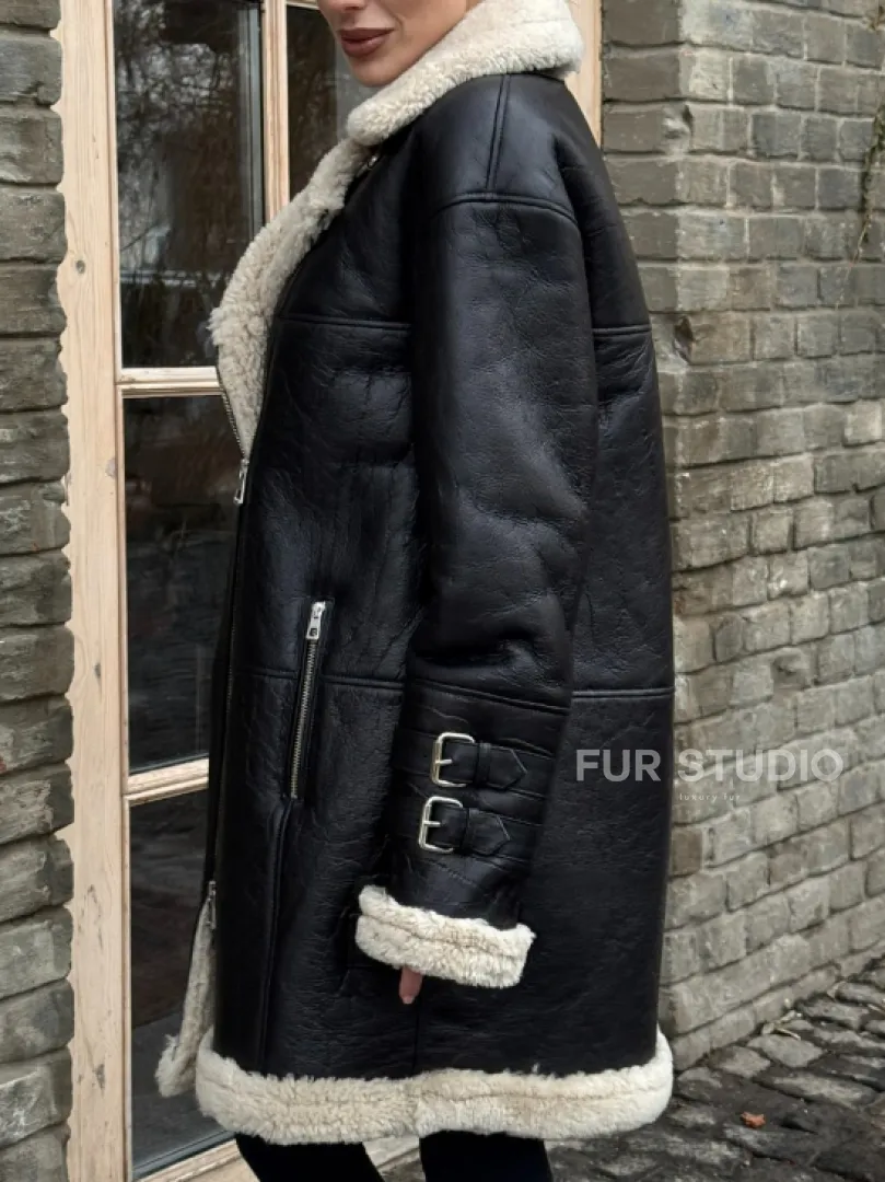 Удлиненная дубленка на белой овчине - фото 3