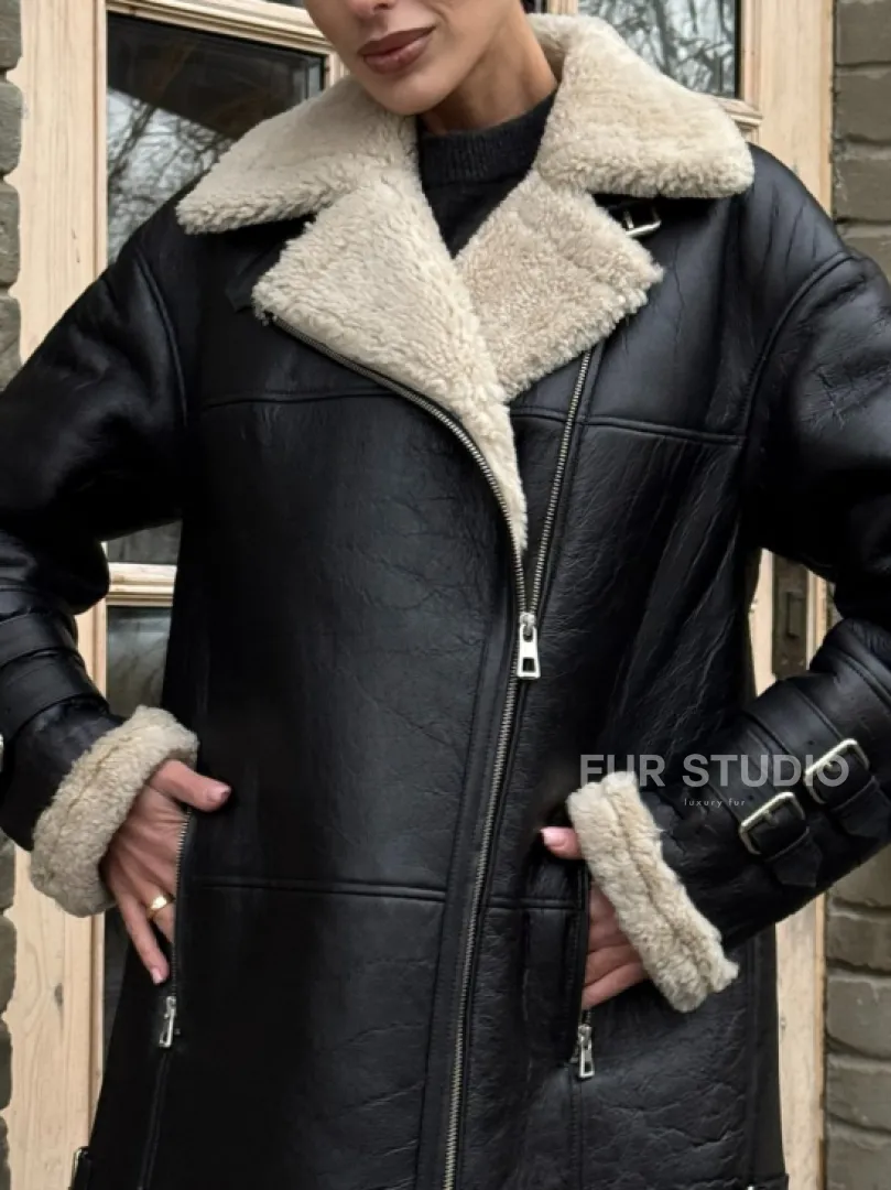 Удлиненная дубленка на белой овчине - фото 1