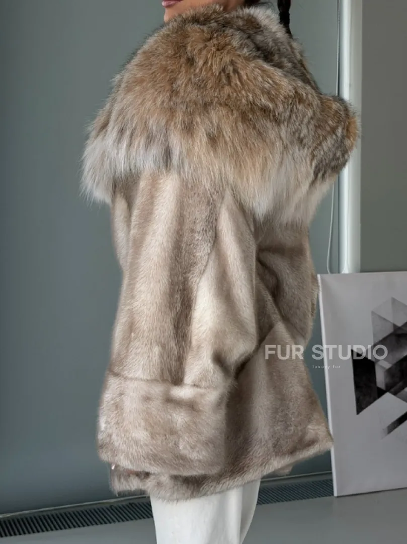 Шуба летучая мышь из норки Ivory с капюшоном из меха рыси - фото 5