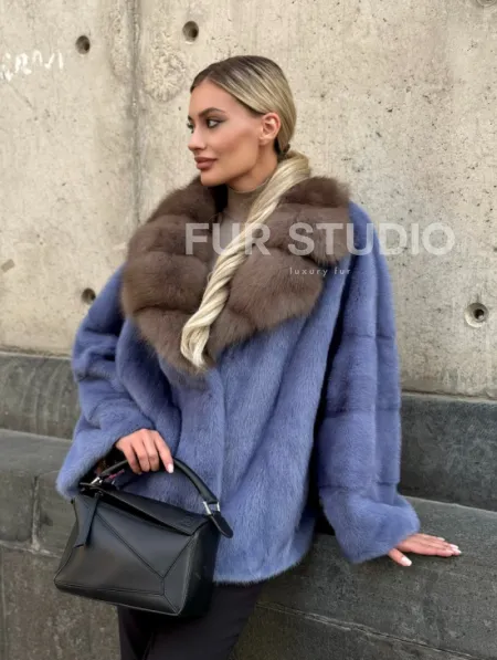 Короткая шуба норковая с воротником из куницы - фото 0