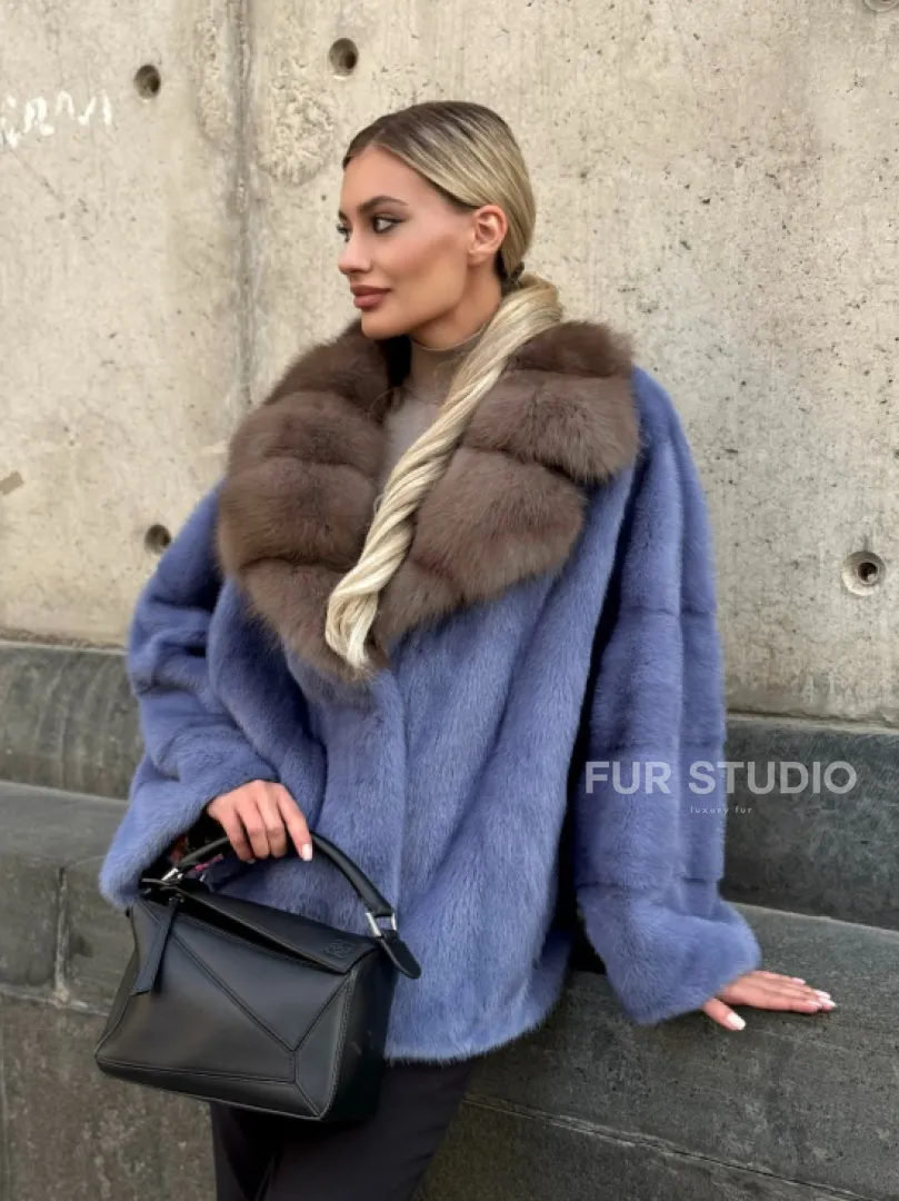 Короткая шуба норковая с воротником из куницы - фото 0