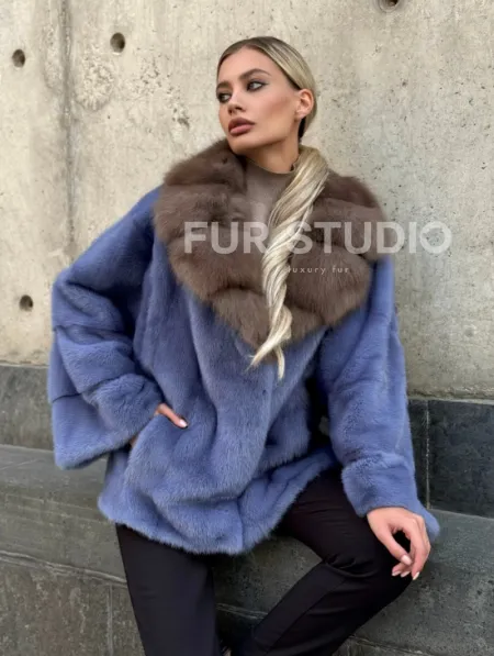 Короткая шуба норковая с воротником из куницы - фото 4