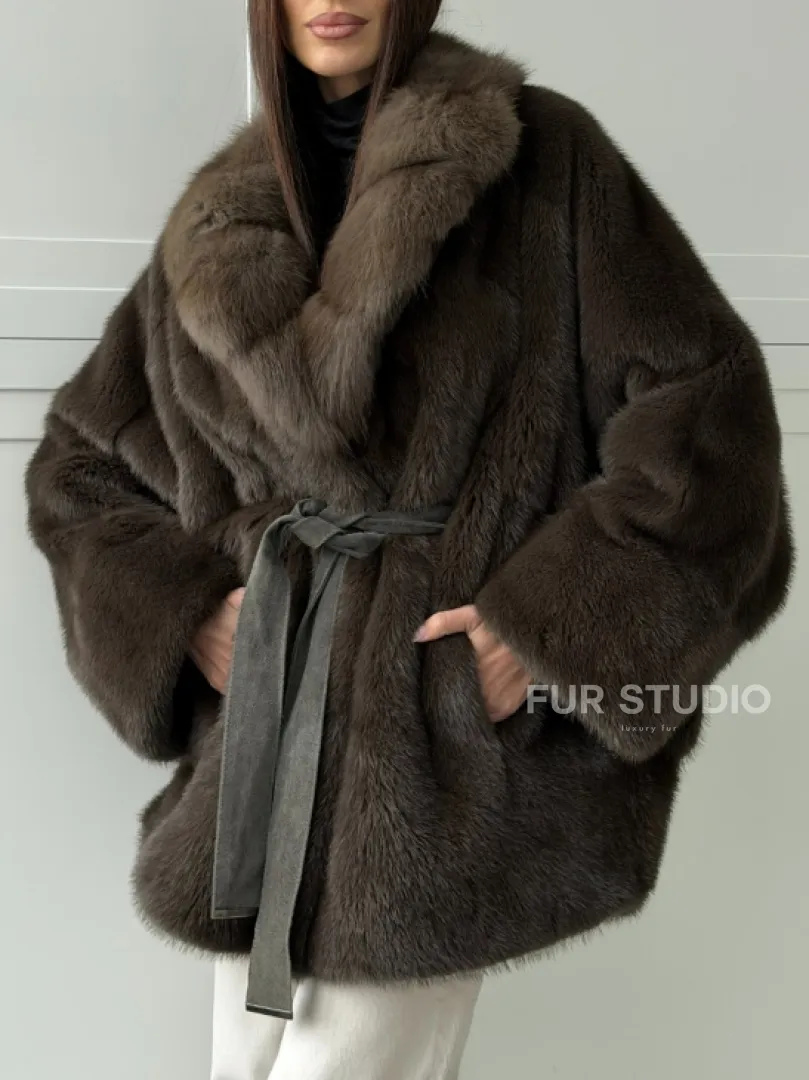 Шуба норковая летучая мышь с воротником из куницы - цвет хаки - фото 4