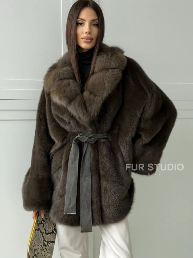 Шуба норковая летучая мышь с воротником из куницы - цвет хаки - фото 6