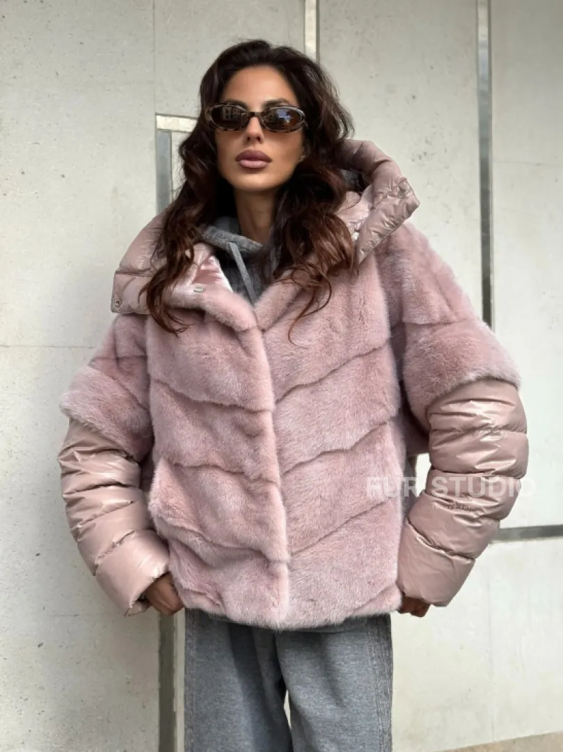 Зимняя норковая куртка - жилет с капюшоном