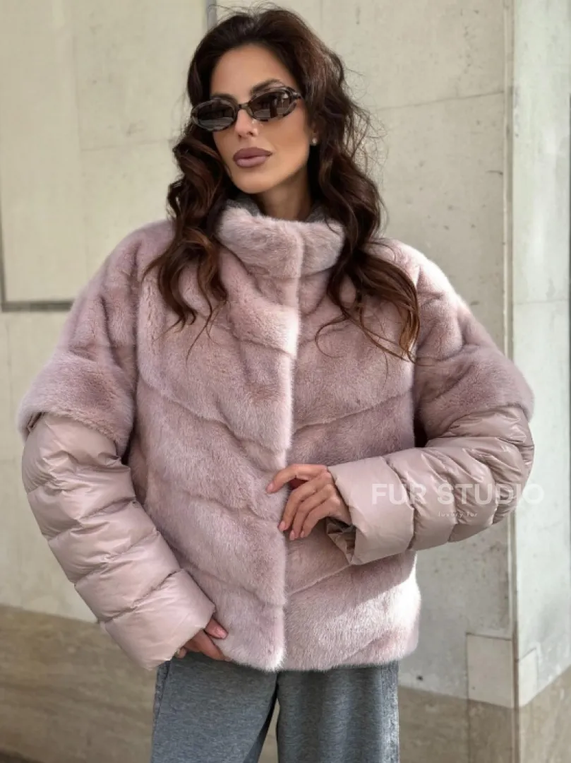 Зимняя норковая куртка - жилет с капюшоном