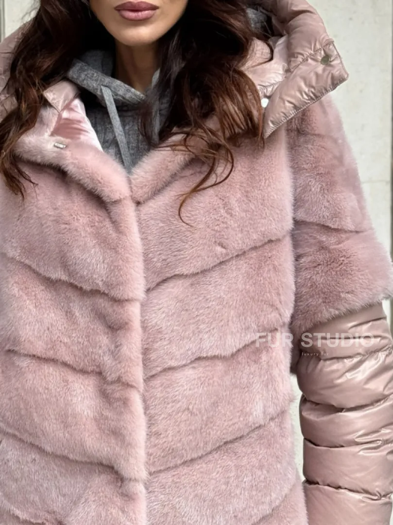 Зимняя норковая куртка - жилет с капюшоном