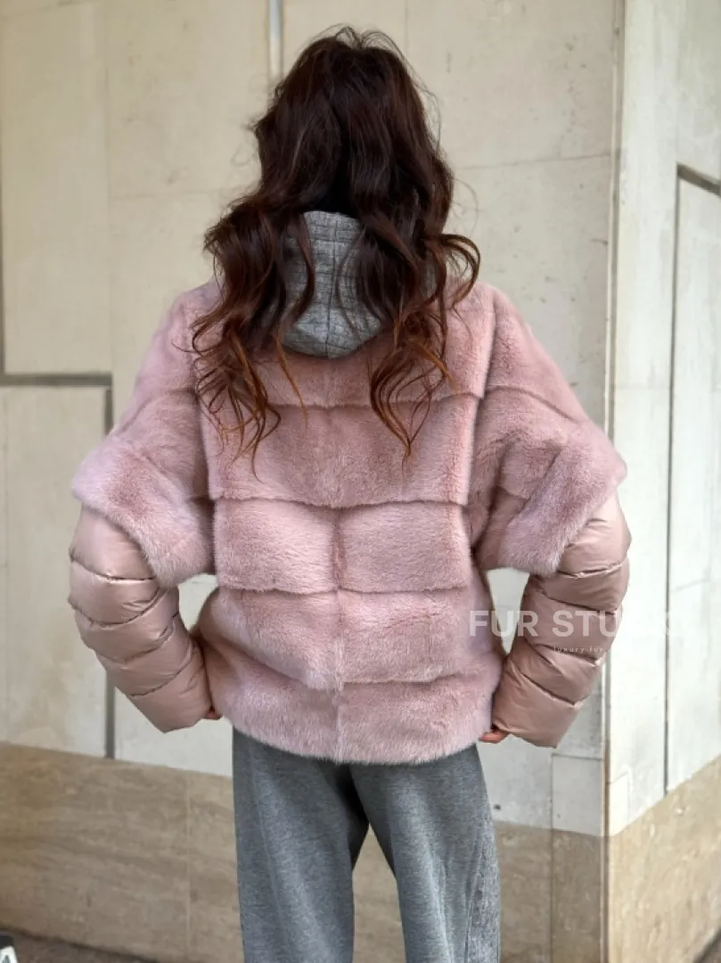 Зимняя норковая куртка - жилет с капюшоном