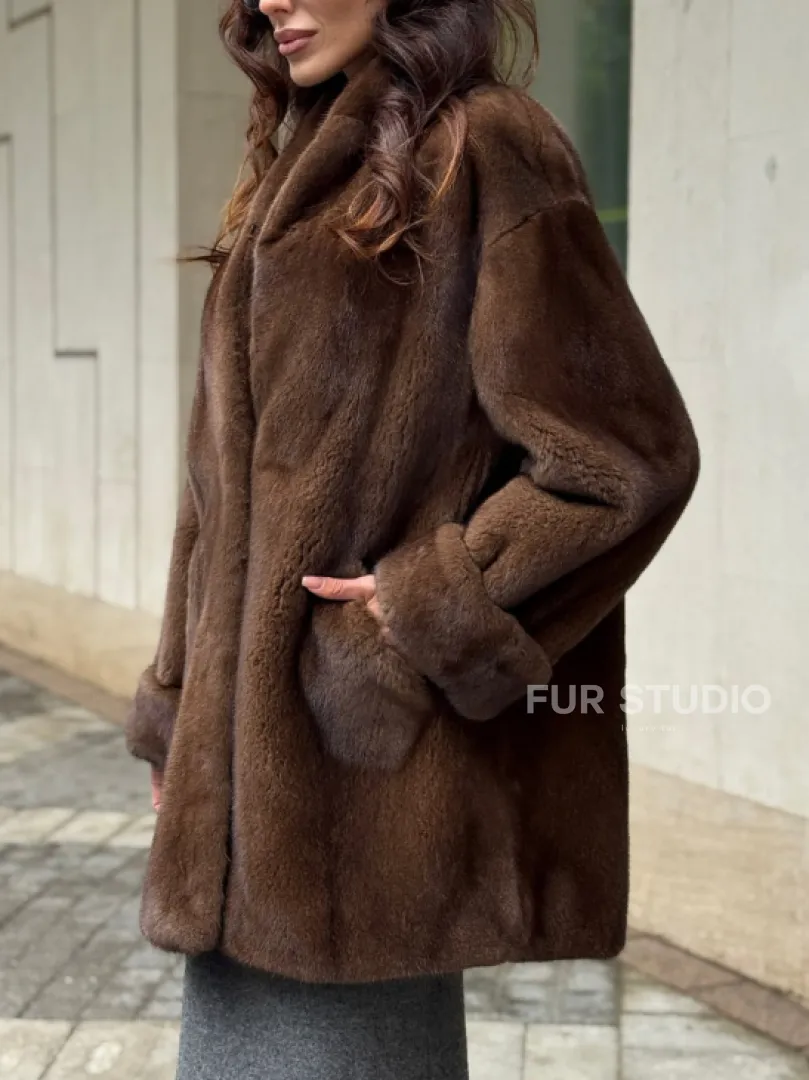 Коричневая шуба из норки