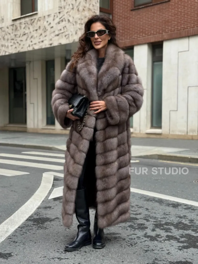 Шуба из меха куницы в цвете Truffle - фото 10